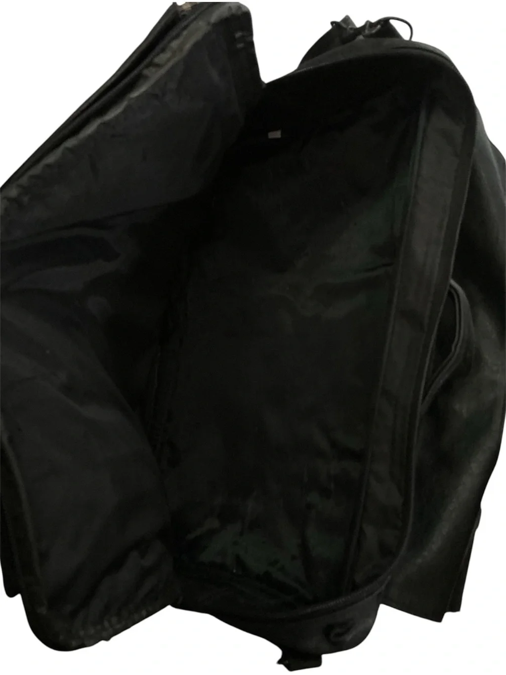 Men's Black Leather Messenger Bag - Classic Carry Computer Bag
